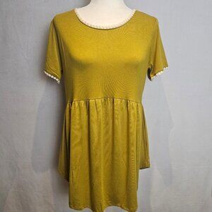 Zenana Women's Olive Short Sleeve Empire Waist Baby Doll Rayon Peplum Top L NWT